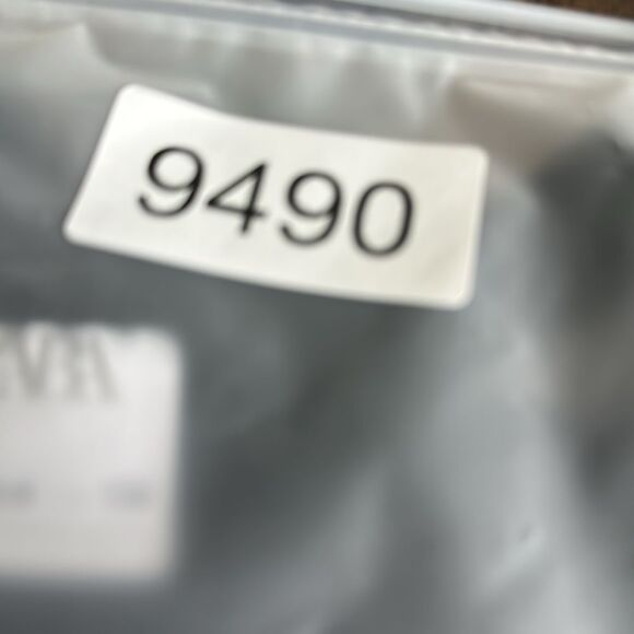 EUC Zara Gurls Black Ribbed Halter Top - Size 8/9 - Picture 4 of 4